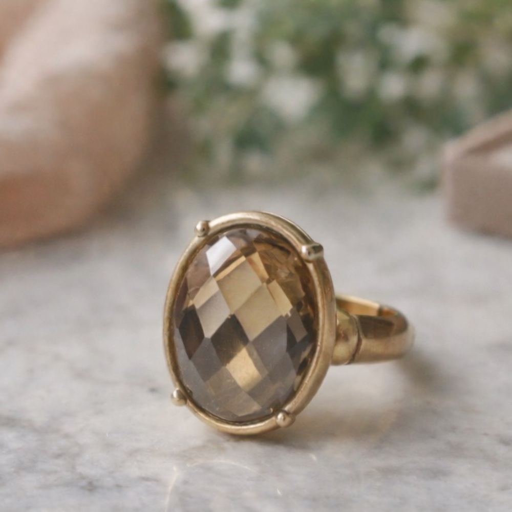 Chico’s Gold Tone Smoky Quartz Faceted Statement Ring.  (BR222)